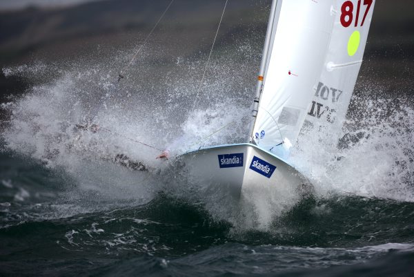 470 charging upwind