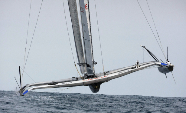 BMW Oracle wins 33rd America's Cup