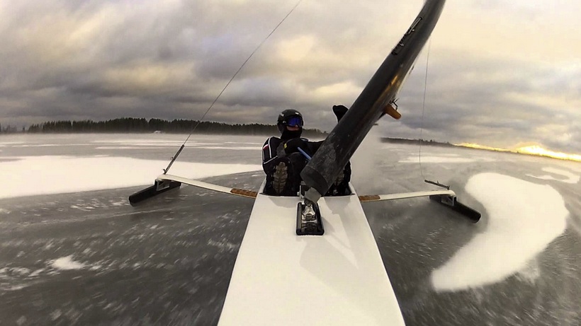 On board a DN ice yacht